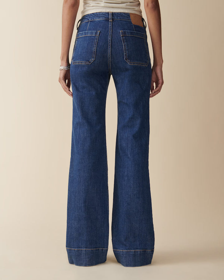 St Monica low - Vintage 95