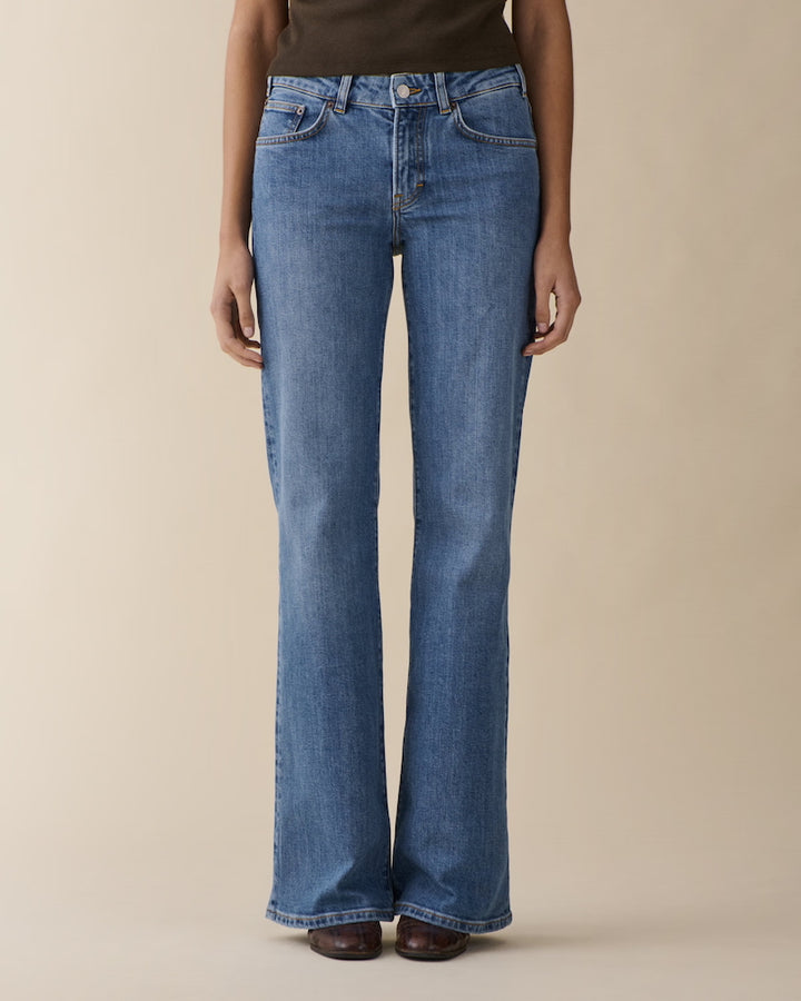 San Babila - light classic vintage