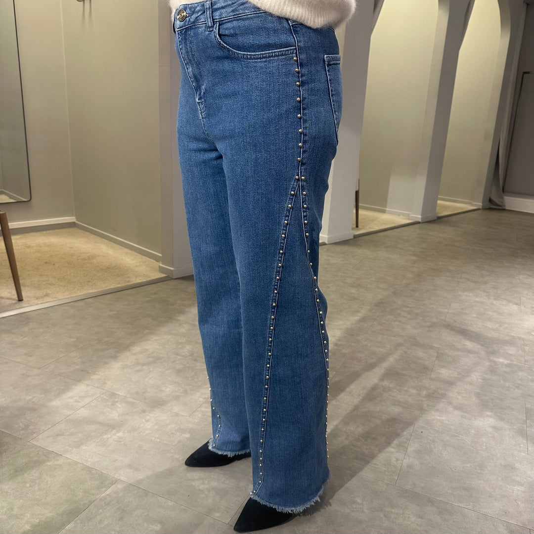 Stud Jeans