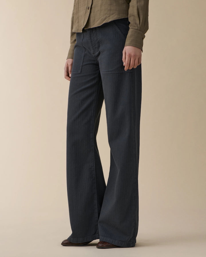 Guell - chevron anthracite