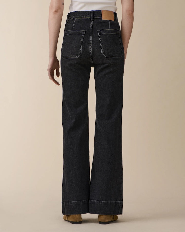 St Monica - washed black