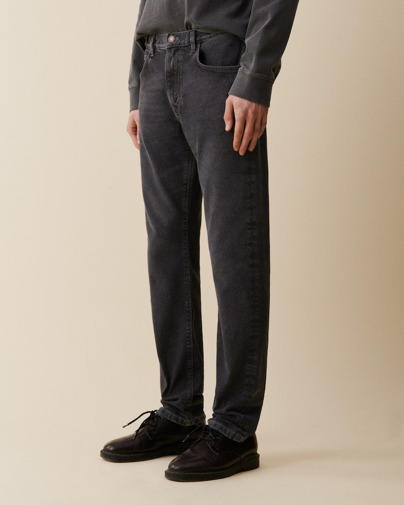 TM005 Tapered - black vintage 62