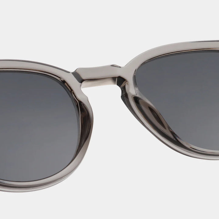 Bate - grey transparent