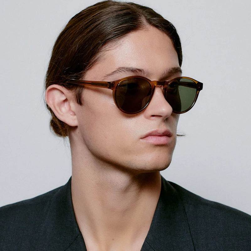 Marvin - smoke transparent