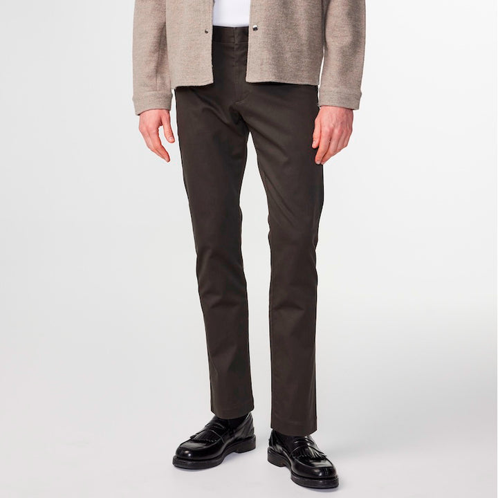 Theo 1420 chino - dark army